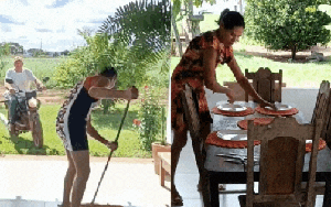 Clip có mở bài hoang mang, thân bài và kết bài hoang đường khiến 35 triệu người không thể dừng xem
