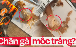 Lần đầu thử chân gà của Ăn Cùng Bà Tuyết khiến cô gái khiếp sợ: Thịt mốc trắng, xương có màu xanh?!