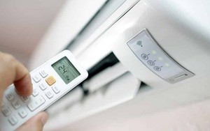 Giá điện lại tăng, bật điều hòa đừng làm thế này nếu không muốn hóa đơn tiền điện tăng gấp 3!