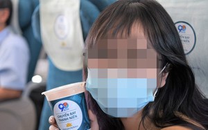 Khi các hãng hàng không bán ‘hàng xén’ thu tiền tỷ