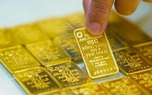 Nhiều thông tin chấn động, giá vàng có về mốc 100 triệu đồng/lượng?