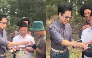 Ngọc Sơn ra Hà Tĩnh, rút thẳng ví lì xì đô la cho các nhân viên
