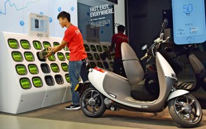 Thế giới còn chưa đuổi kịp, Trung Quốc đã sang trang mới: Ô tô điện lỗi thời rồi, giờ phải chạy "lừa điện"