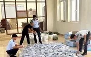 Thu giữ hơn 5.000 tuýp thuốc tân dược tại Móng Cái