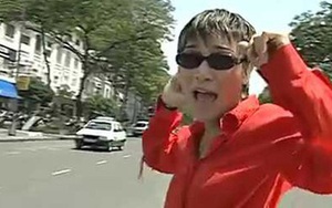 Ca sĩ Hồng Ngọc "cướp hit" từ bạn của em trai