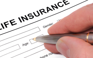 Từ 1/7, ngừng triển khai hàng loạt sản phẩm bảo hiểm nhân thọ: Khách hàng đã đóng phí đầy đủ nhưng chưa được phê duyệt hợp đồng sẽ ra sao?