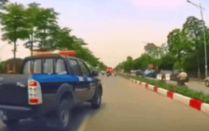 Xác minh ô tô biển xanh liên tục "tạt đầu", chửi bới tài xế xe khác trên đường