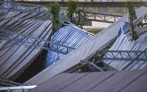 Hiện trường ngổn ngang mái che sân pickleball rộng hơn 800 m² ở Hà Nội bị đổ sập