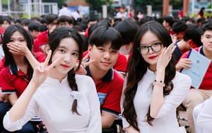 Đây mới là nghề hot nhất hiện nay: Đi học mỗi tháng nhận gần 4 triệu tiền trợ cấp, ra trường còn được ưu tiên xếp lương cao nhất