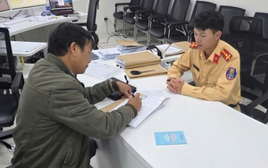 Lý do CSGT Lâm Đồng biểu dương tài xế 2 lần… vượt đèn đỏ
