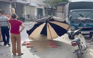 Ba người trong gia đình thương vong sau cú va chạm với xe tải