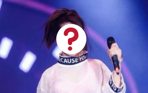 Bức ảnh không nên tồn tại của Hòa Minzy