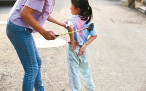 Đánh trẻ em không gây thương tích nhưng gây tổn hại tâm lý có được coi là bạo hành không? Bộ Công an trả lời