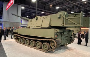 Mỹ tiếp nhận nguyên mẫu M109-52 được trang bị pháo lấy từ PzH 2000