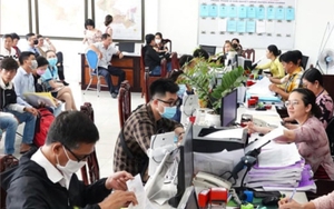 Thủ tướng: Khẩn trương tham mưu quyết định phê chuẩn Chủ tịch 23 tỉnh, thành mới