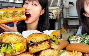 'Nữ hoàng bụng bự' khiến người hâm mộ kinh ngạc vì dạ dày 'siêu to'