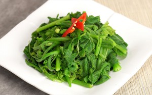 Việt Nam có loại rau giàu sắt hơn thịt bò, Trung Quốc ví là "thuốc bổ” cho gan: Cực nhiều dưỡng chất quý