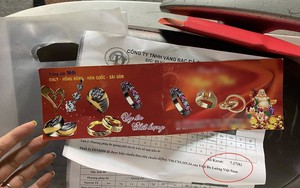 Hải Phòng: Cô gái mua nhẫn vàng 18K, đem đi kiểm định chưa đạt 10K - Chủ tiệm vàng nói gì?