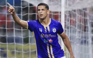 Thể Công Viettel chiêu mộ vua phá lưới V-League