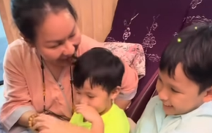 Sau 100 ngày của chồng, bà xã Quý Bình bất ngờ đưa 2 con trai đi làm điều này