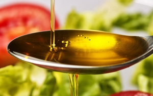 Không chỉ dầu ăn cho vật nuôi, 3 loại dầu ăn nguy hiểm sau này vẫn đang hiện diện trong bữa cơm nhiều nhà