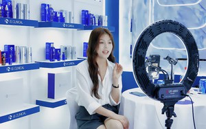 Trung Quốc siết chặt quản lý bán hàng livestream: Người bán phải được đánh giá trình độ