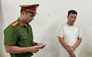 Tài xế taxi 'chặt chém' cuốc xe 4,2 triệu đồng từng chốt cửa, uy hiếp khách khác