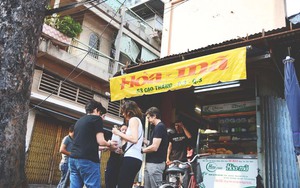 Khách Tây say mê thưởng thức rồi thốt lên: Đây có lẽ là món ăn sáng ngon nhất ở TP.HCM