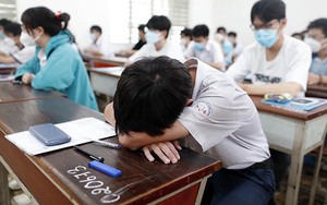 NÓNG nhất lúc này: Thầy giáo mỉa thí sinh thi lớp 10 "học cho lắm rồi cũng đi làm thuê", Hiệu trưởng đã lên tiếng!