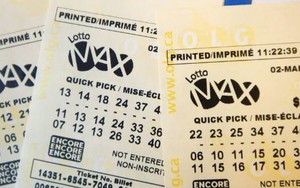 Người đàn ông từng mắc ung thư trúng số 3 lần liên tiếp trong chưa đầy 1 năm