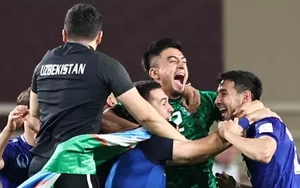 Giành vé dự World Cup, các tuyển thủ Uzbekistan được tặng thưởng huân chương và xe hơi