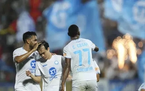 Có đội bóng ‘quay xe’ xin thôi tăng số cầu thủ ngoại đá V-League sau khi vừa xin tăng