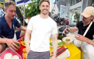 Chàng Tây ăn món Việt chuyên nghiệp nhất mạng xã hội