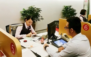 Người đàn ông mở sổ tiết kiệm 176 tỷ đồng, nhưng khi quay lại ngân hàng rút tiền, nhân viên thông báo: "Tài khoản của ông đã bị huỷ, số dư còn 0 đồng"