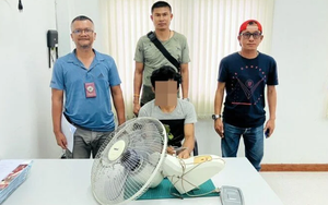 Ăn trộm chiếc quạt về nhà, người đàn ông lập tức phải "trả giá", dân mạng biết chuyện thì cười bò