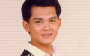 Nam NSƯT từng là công tử nhà giàu, phải đi bán báo, tấu hài nuôi mẹ