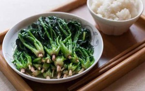 Bệnh viêm tụy đe dọa tính mạng người bệnh: Mối nguy từ việc ăn 3 thứ này vào ngày nắng nóng