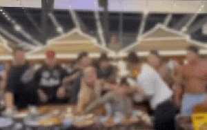 Nhóm du khách Hàn Quốc ẩu đả tại quán nướng Thái Lan lúc 3 giờ sáng: Cảnh sát có mặt khẩn cấp, buộc bồi thường 80 triệu đồng