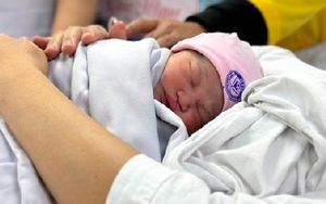 Mang thai hộ vì mục đích nhân đạo: Quy định mới ra sao?