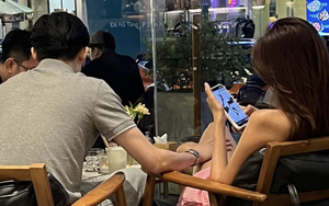 Rầm rộ ảnh nghi Lê Hoàng Phương bị "tóm" đang hẹn hò tình cũ Thiều Bảo Trâm, đàng trai vô tư có "bàn tay hư"