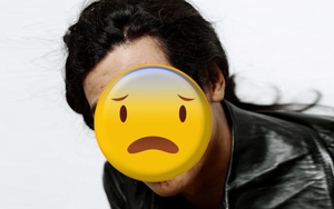 Nam diễn viên rơi từ tầng 8 tử vong tại chỗ, camera an ninh hé lộ bi kịch từ chiếc điện thoại