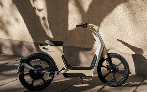 Honda bán xe Cub hơn 80 triệu, bản chạy điện chỉ hơn 20 triệu đã về: Dáng đẹp lạ, chỉ có thể đi một mình
