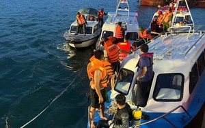 Tàu du lịch bị đắm trên vịnh Hạ Long do gặp phải siêu dông vùng nhiệt đới