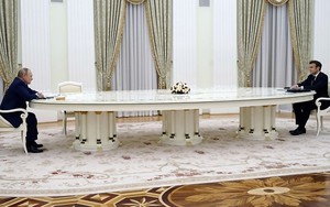 Nội dung cuộc trò chuyện đầu tiên sau ba năm giữa hai nhà lãnh đạo Nga, Pháp