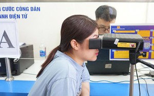 Người phụ nữ cập nhật VNeID, hôm sau bàng hoàng vì 129 triệu "không cánh mà bay": Chuyện gì đã xảy ra?