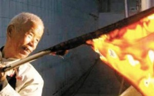 16 tuổi làm công nhân, nay kiếm hàng nghìn tỷ nhờ đưa “cống phẩm cổ đại” tái xuất thị trường