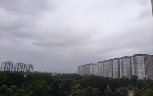 Bão số 3 áp sát đất liền, nhiều nơi trời hửng nắng: Hiện tượng có bất thường?