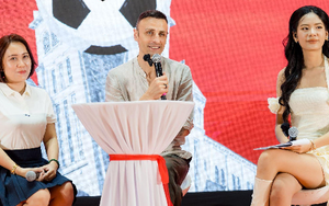 Dimitar Berbatov tái ngộ fan Việt tại sự kiện "Together We Rise"