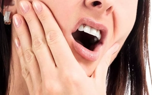 Hơn 80% dân số mắc căn bệnh cực kỳ khó chịu ở miệng, gây chảy máu và đau