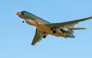 Máy bay trinh sát điện tử Archange lần đầu cất cánh